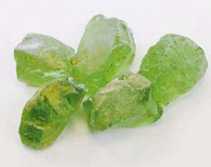 Peridot (druh Olivínu).jpg